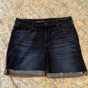American Eagle Tomgirl Bermuda 16 denim shorts